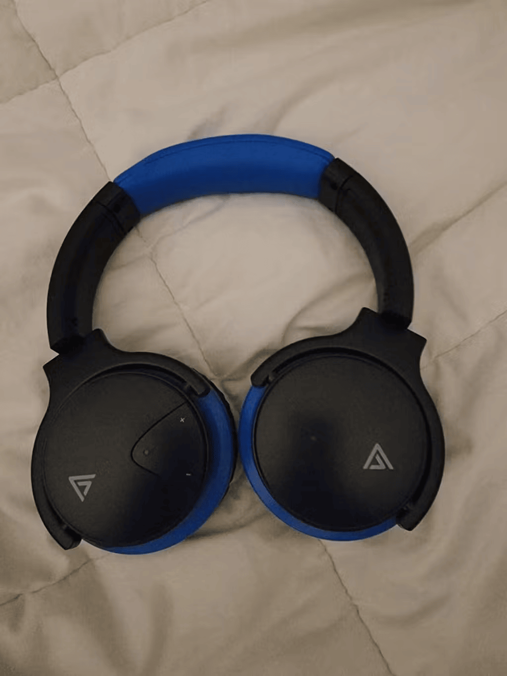 Earphones (watch)